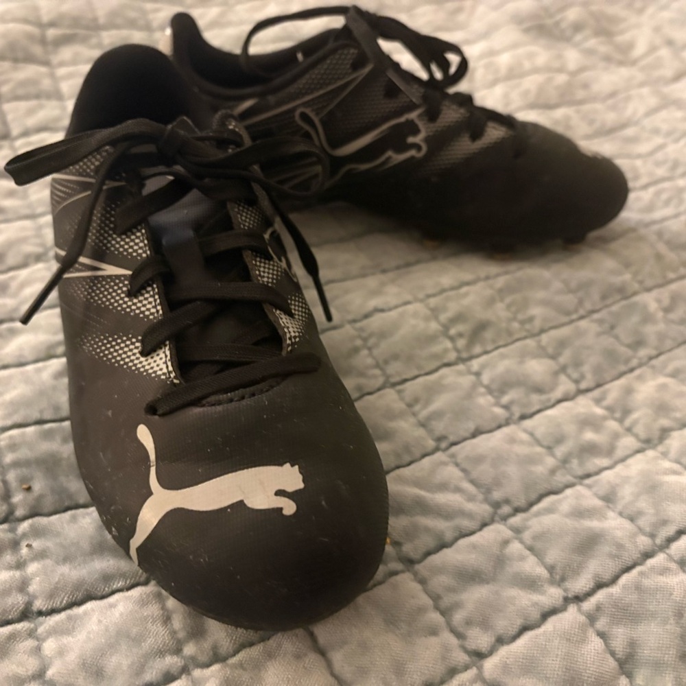 Puma Kids Black and White Soccer Cleats
